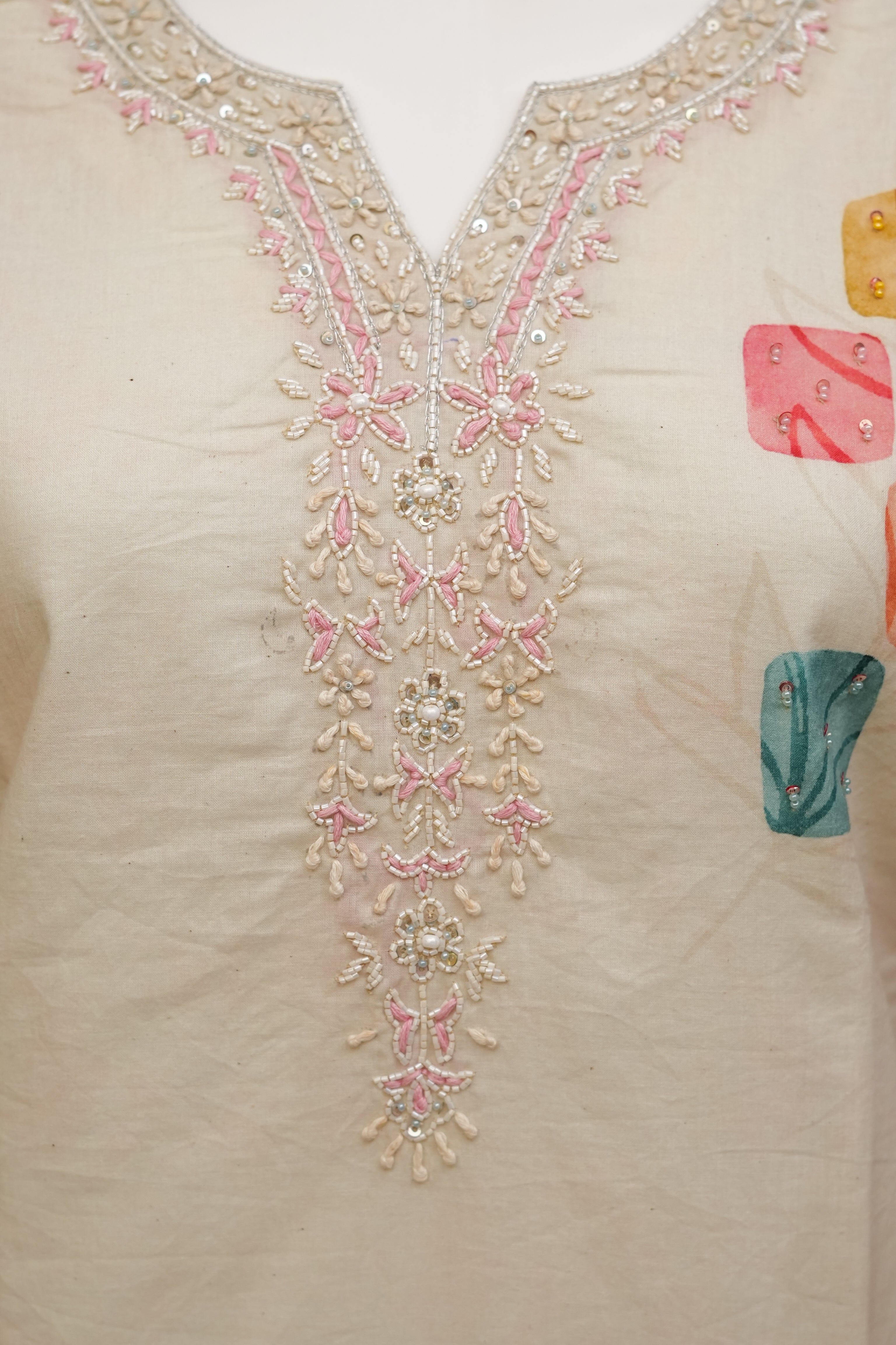 Sahmira Ivory Bloom — Embroidered Floral Kurta Set