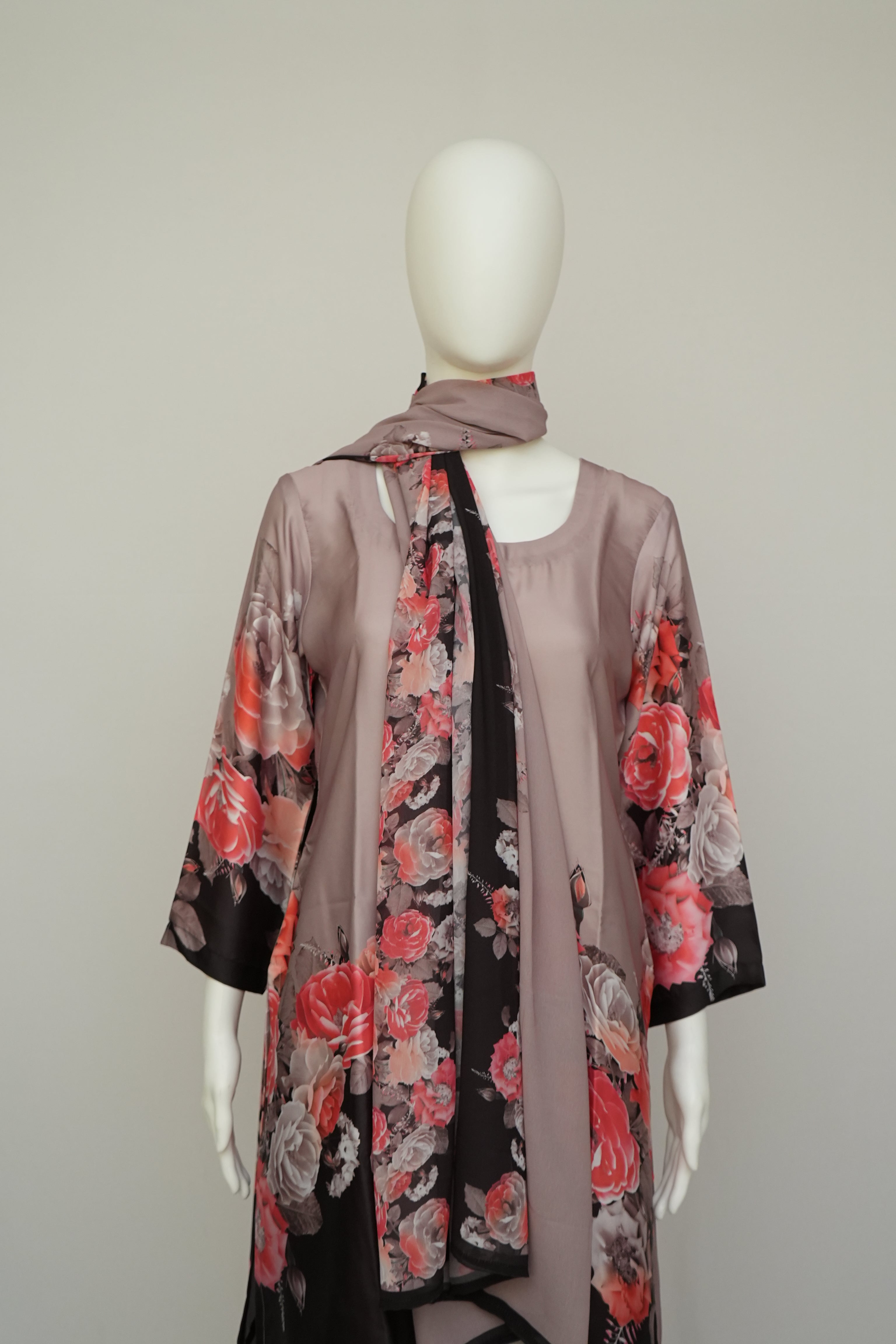 Sahmira Rose Noir Mauve 3-Piece Floral Premium Kurta Set